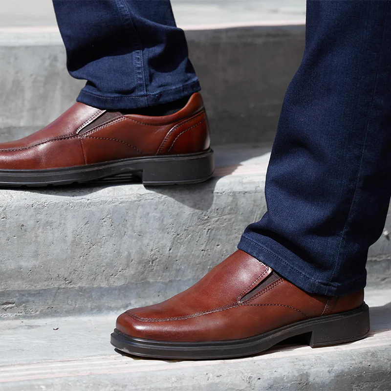 Men's Helsinki 2.0 Apron Toe Slip On Cognac - Image 5