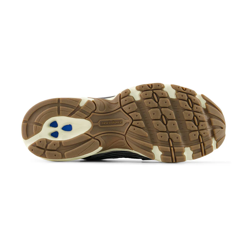 Women's 530 Black/Castlerock - Image 8